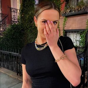 Meet your Posher, Nina